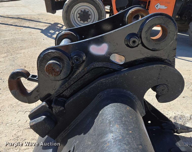 image for item EN2029 (2) excavator buckets