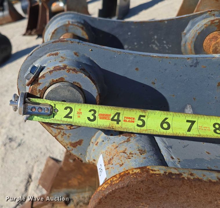 image for item EN2030 (3) excavator buckets