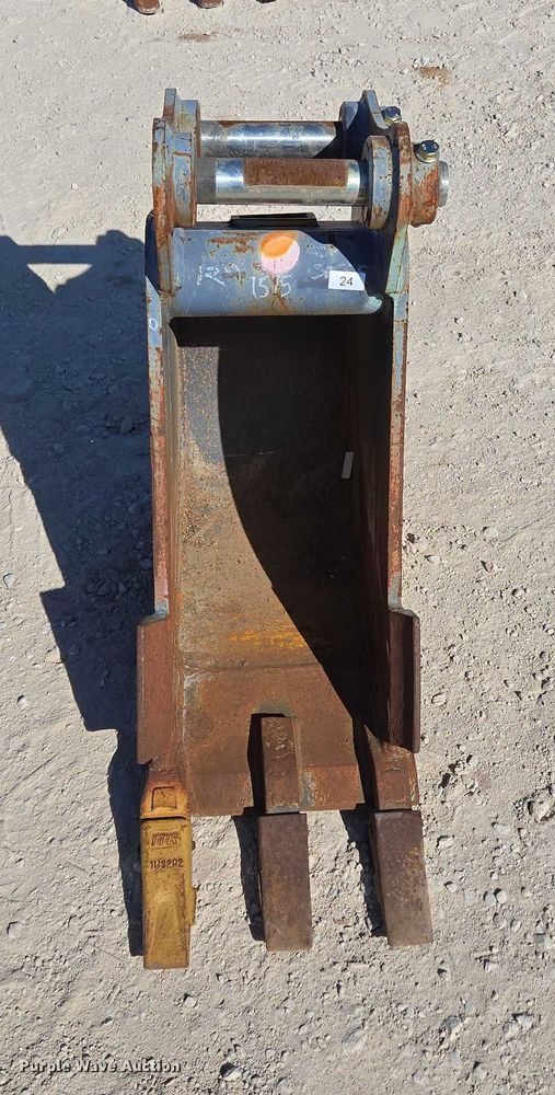 image for item EN2030 (3) excavator buckets