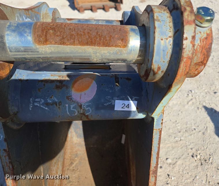 image for item EN2030 (3) excavator buckets