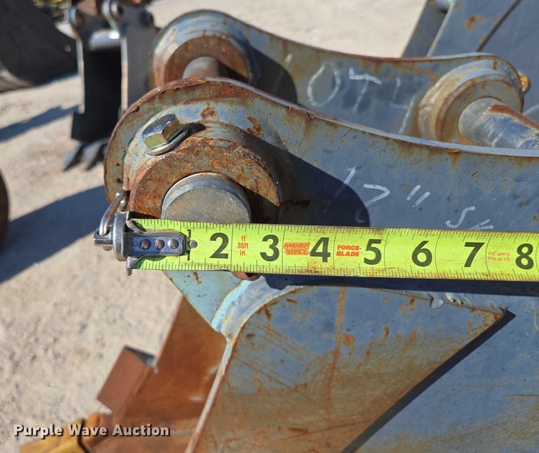 image for item EN2030 (3) excavator buckets