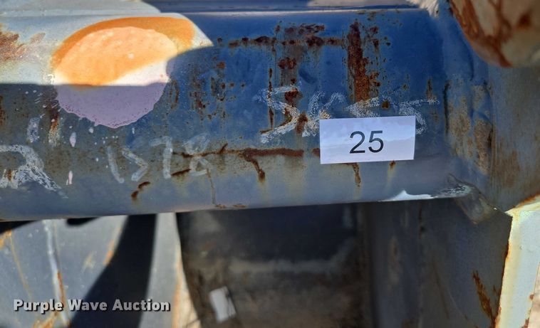 image for item EN2030 (3) excavator buckets