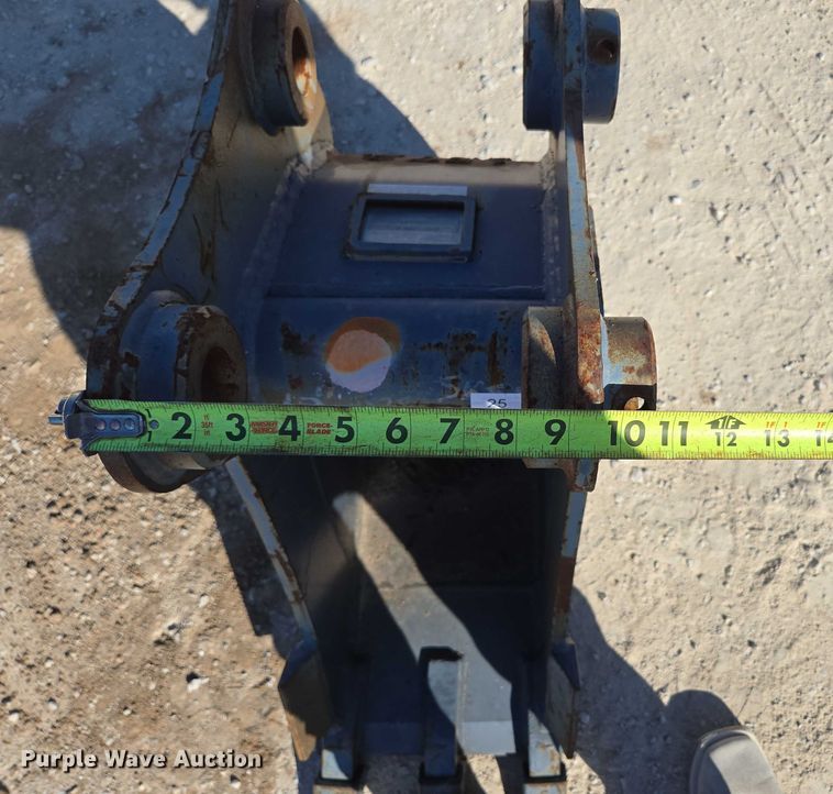 image for item EN2030 (3) excavator buckets