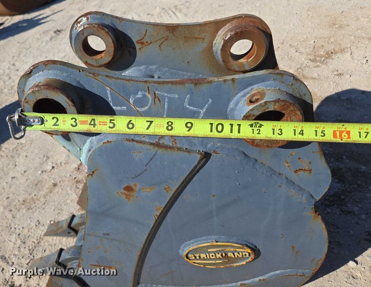 image for item EN2030 (3) excavator buckets