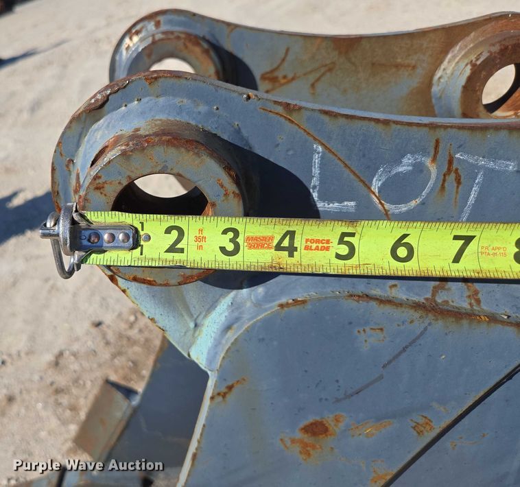 image for item EN2030 (3) excavator buckets