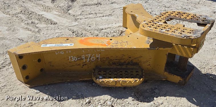 image for item EN2032 (2) dozer drawbars