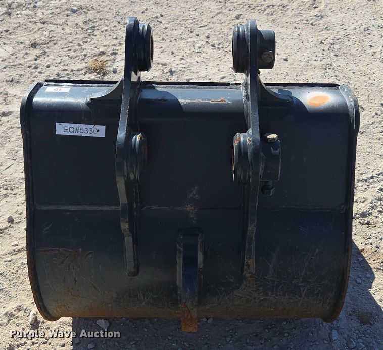 image for item EN2033 (2) excavator buckets