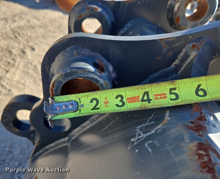 image for item EN2033 (2) excavator buckets