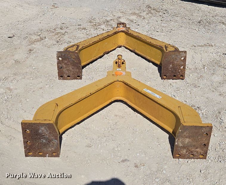 image for item EN2034 (2) dozer drawbars