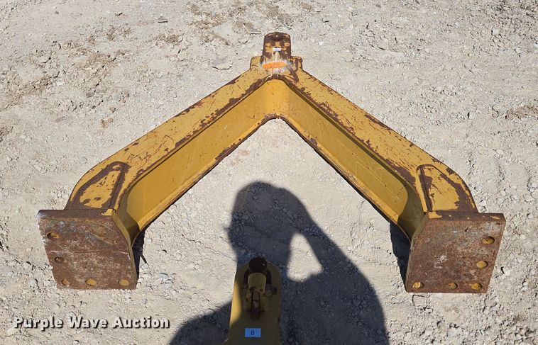 image for item EN2034 (2) dozer drawbars