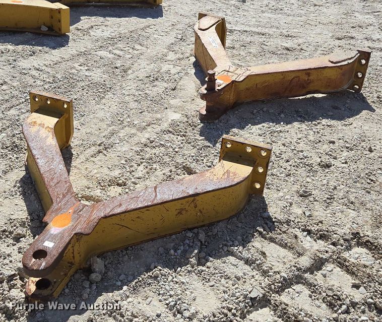 image for item EN2035 (2) dozer drawbars