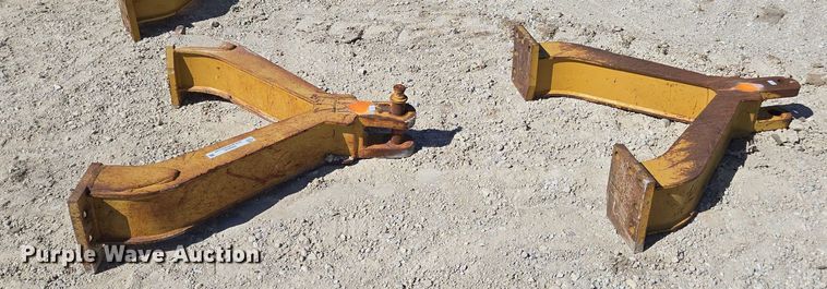 image for item EN2035 (2) dozer drawbars