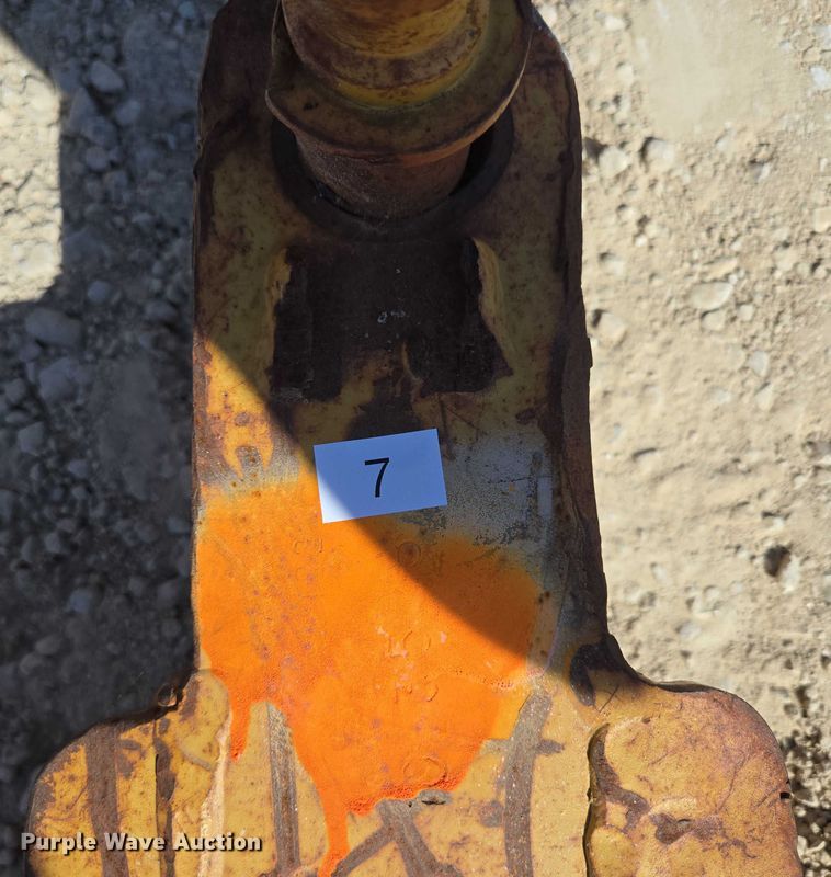 image for item EN2035 (2) dozer drawbars