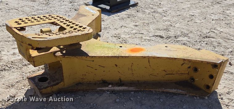 image for item EN2036 (3) dozer drawbars