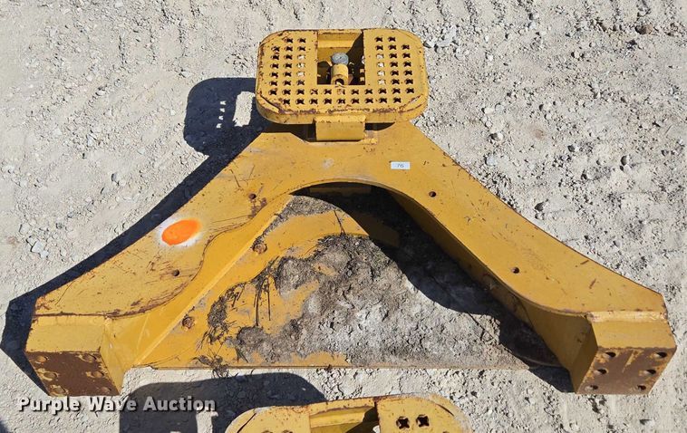 image for item EN2036 (3) dozer drawbars