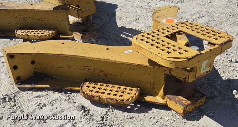 image for item EN2036 (3) dozer drawbars