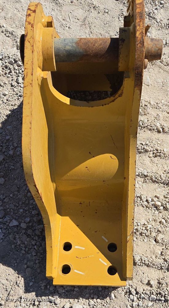 image for item EN2036 (3) dozer drawbars