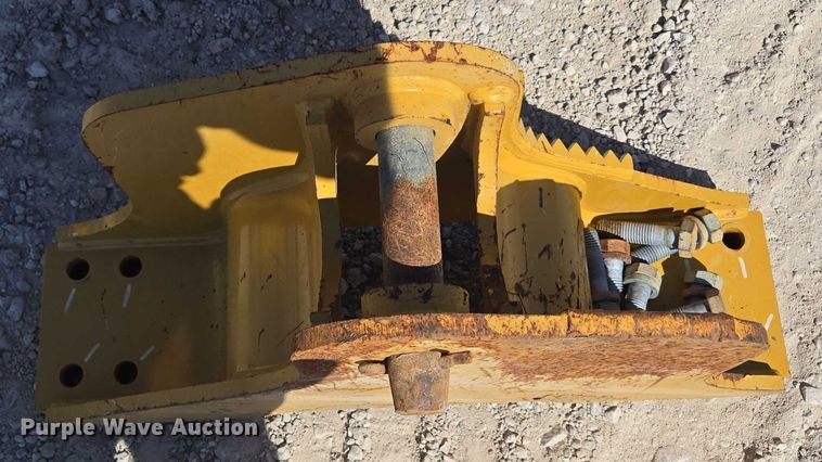 image for item EN2036 (3) dozer drawbars