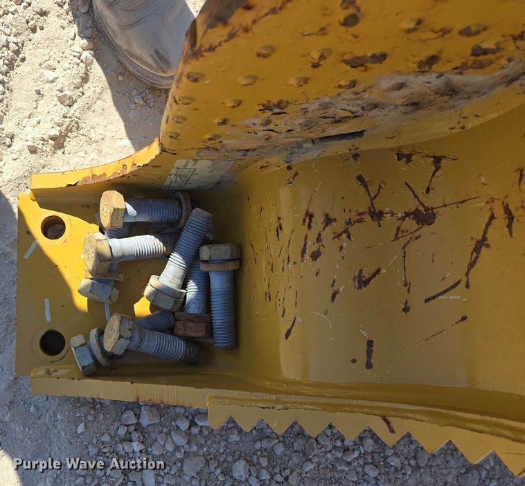 image for item EN2036 (3) dozer drawbars