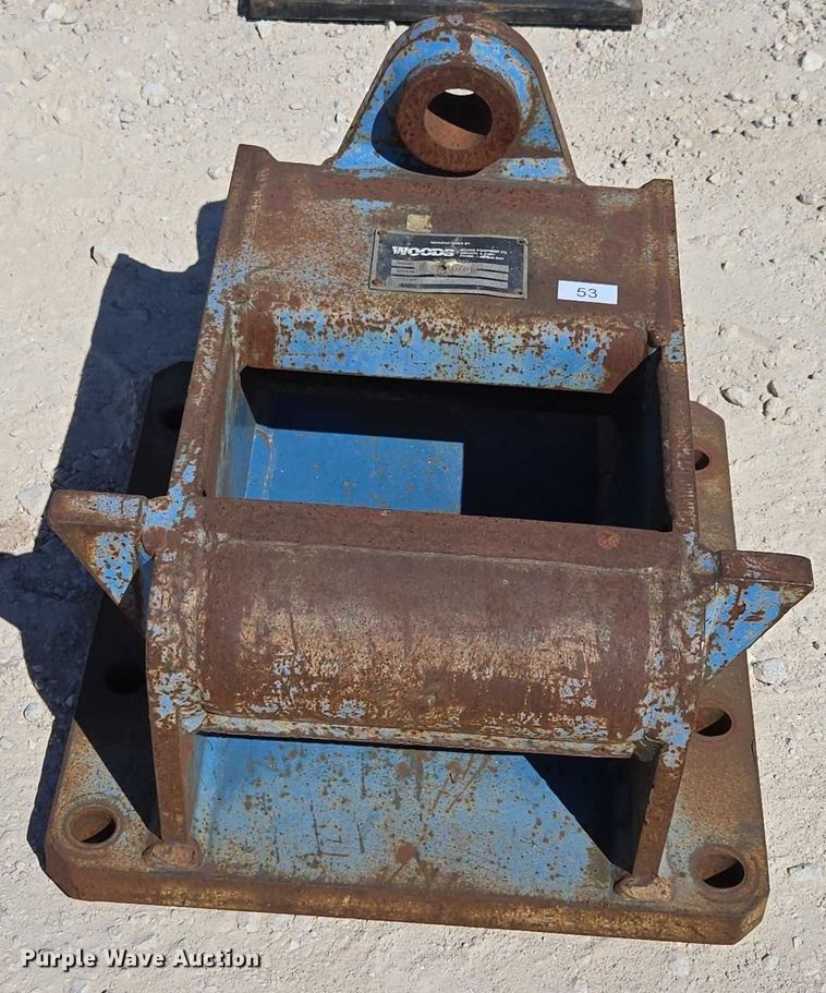 image for item EN2037 (2) excavator top mounts