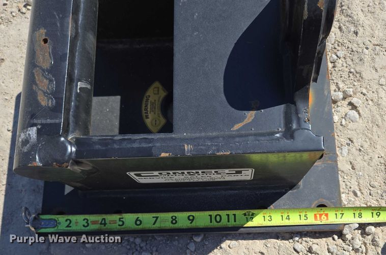 image for item EN2037 (2) excavator top mounts