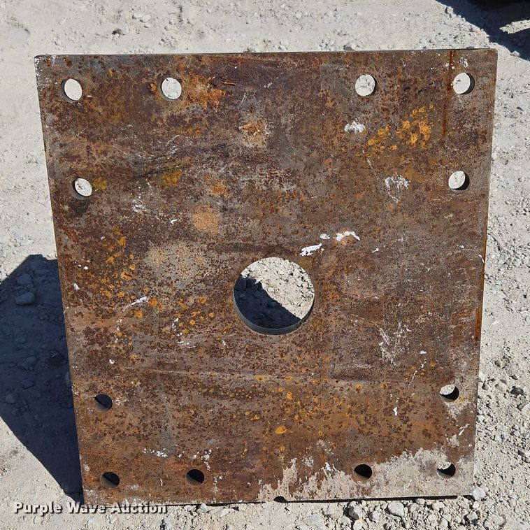 image for item EN2037 (2) excavator top mounts