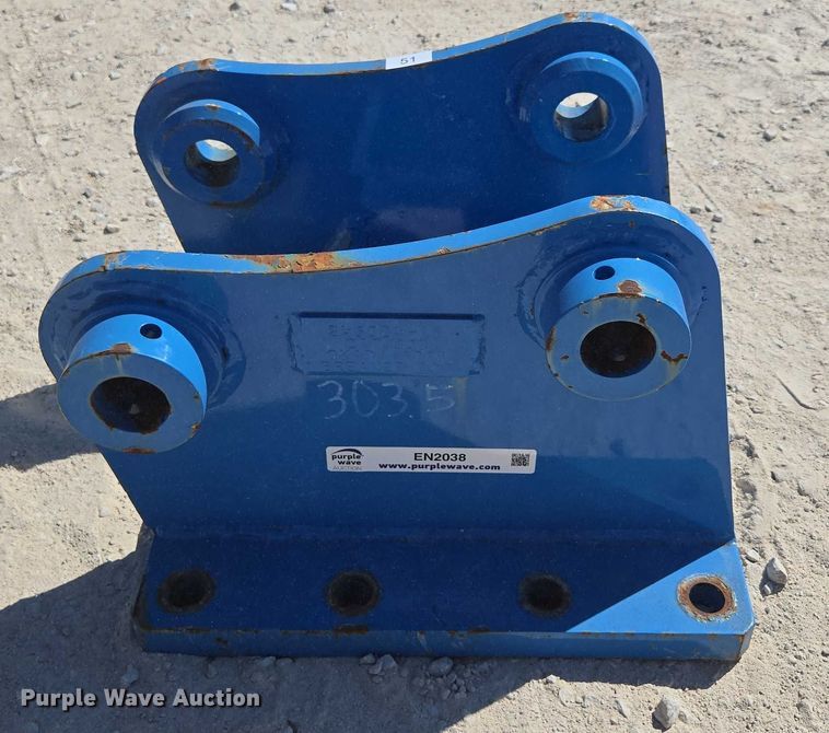 image for item EN2038 (3) excavator top mounts