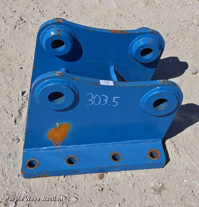 image for item EN2038 (3) excavator top mounts
