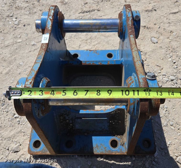 image for item EN2038 (3) excavator top mounts
