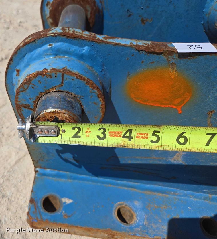 image for item EN2038 (3) excavator top mounts