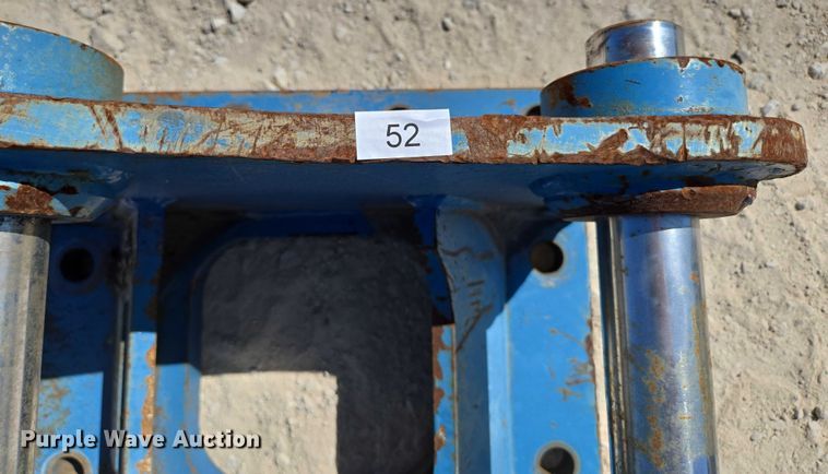 image for item EN2038 (3) excavator top mounts