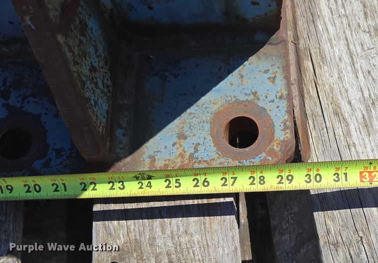 image for item EN2038 (3) excavator top mounts