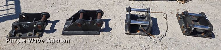 image for item EN2039 (4) B&D Fabricators excavator top mounts