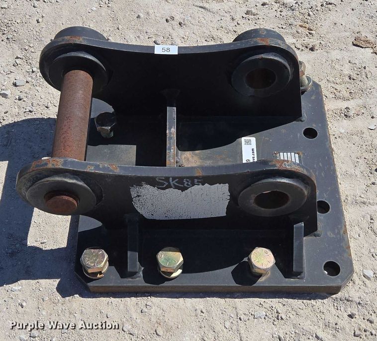 image for item EN2039 (4) B&D Fabricators excavator top mounts