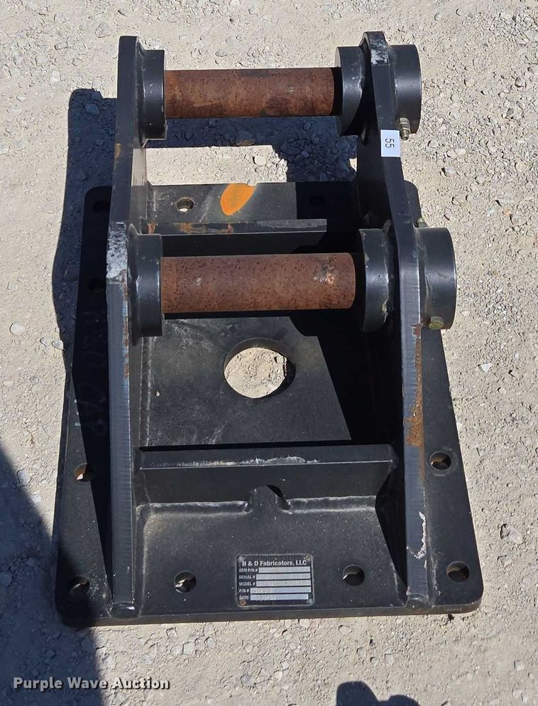 image for item EN2039 (4) B&D Fabricators excavator top mounts