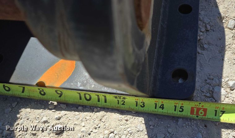 image for item EN2039 (4) B&D Fabricators excavator top mounts