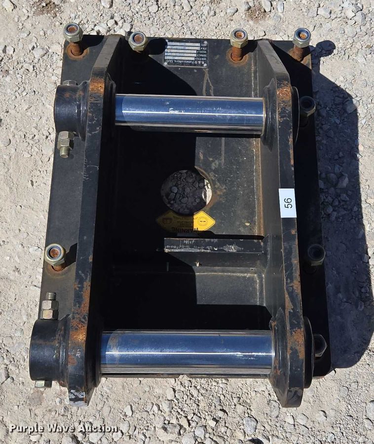 image for item EN2039 (4) B&D Fabricators excavator top mounts