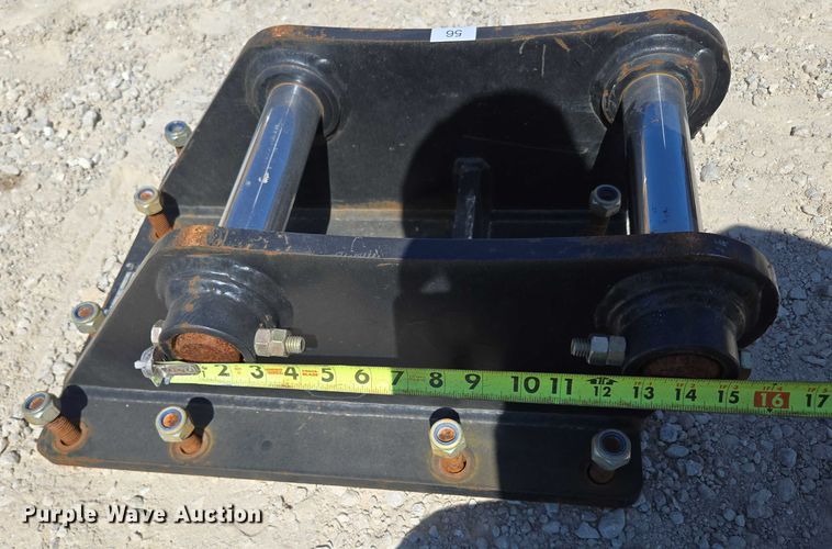 image for item EN2039 (4) B&D Fabricators excavator top mounts