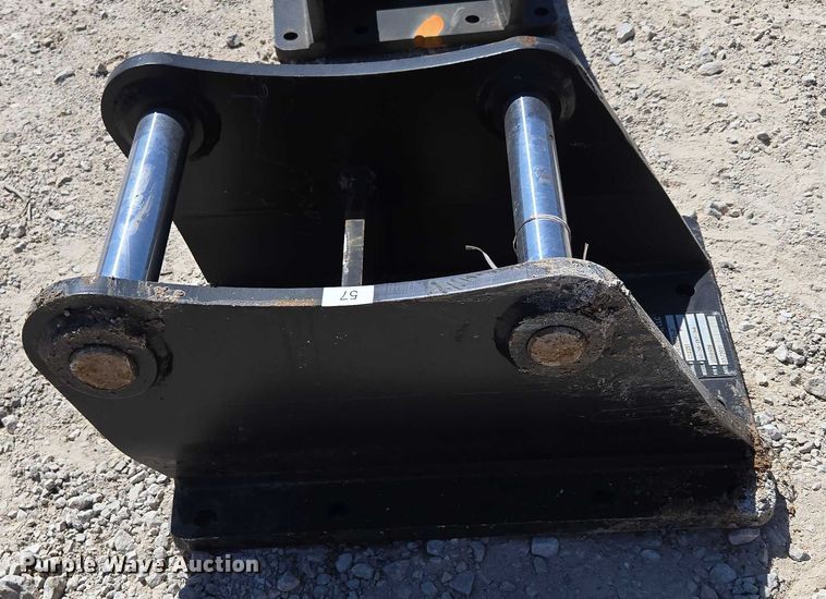 image for item EN2039 (4) B&D Fabricators excavator top mounts