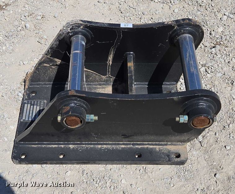 image for item EN2039 (4) B&D Fabricators excavator top mounts