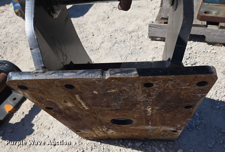 image for item EN2039 (4) B&D Fabricators excavator top mounts