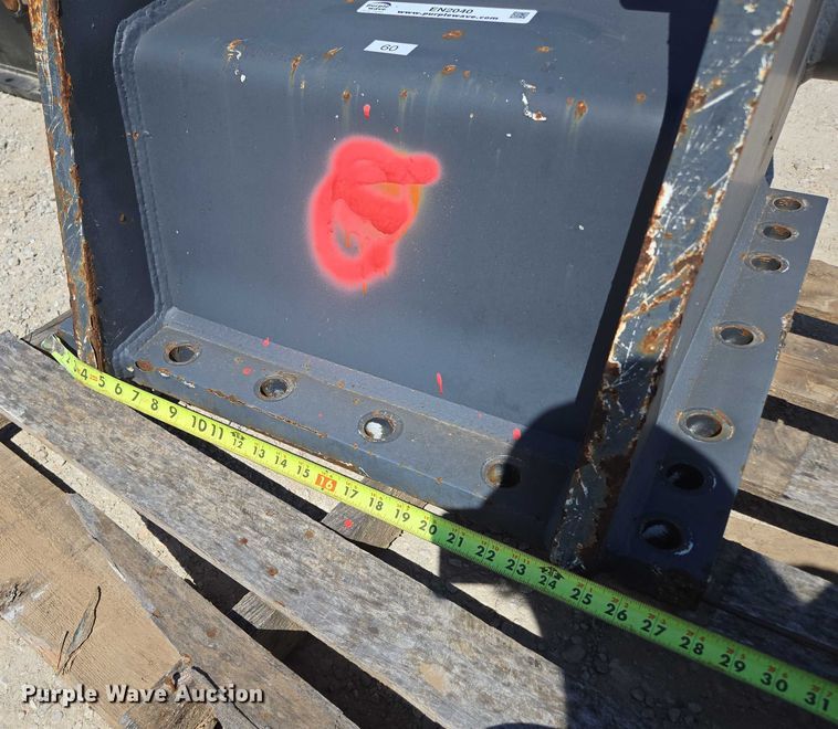 image for item EN2040 Excavator top mount