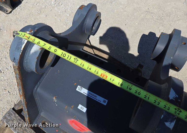 image for item EN2040 Excavator top mount