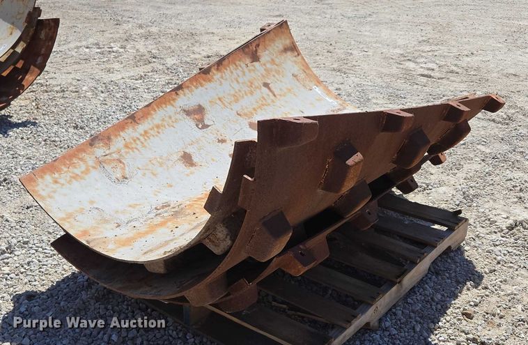 image for item EN2042 Padfoot shell kit