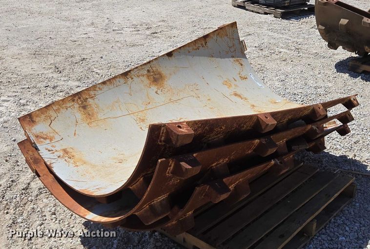 image for item EN2043 Padfoot shell kit