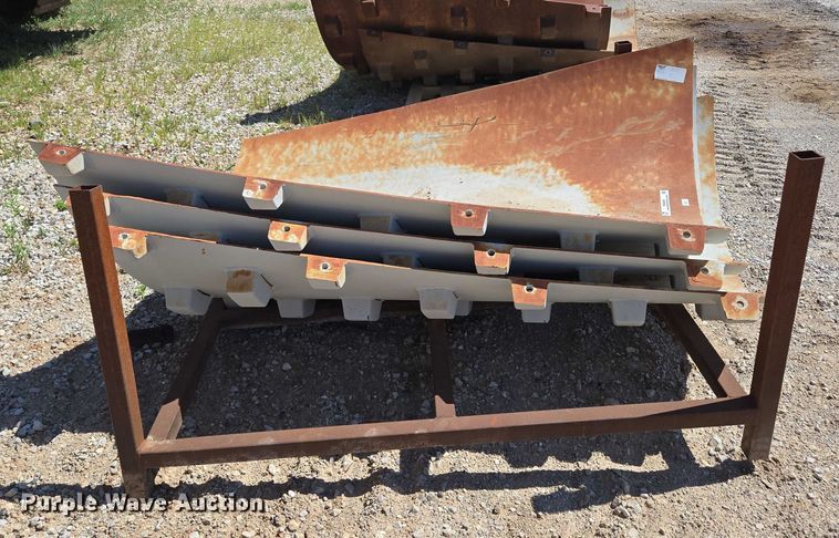 image for item EN2044 Padfoot shell kit