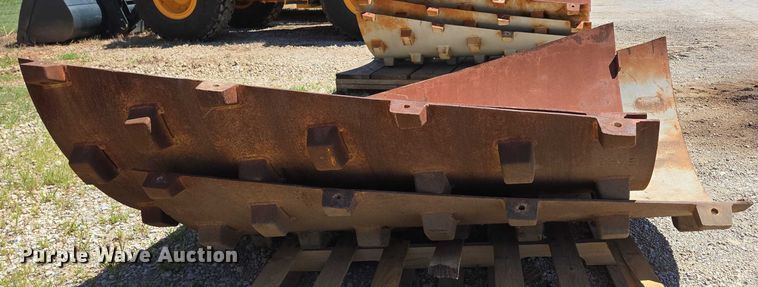 image for item EN2045 Padfoot shell kit