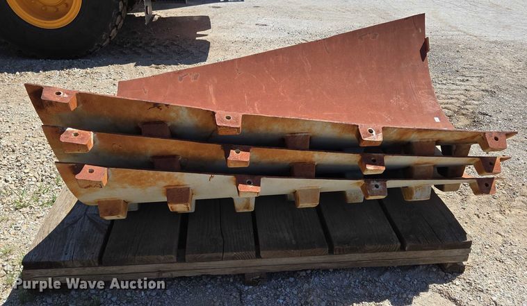 image for item EN2046 Padfoot shell kit