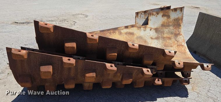 image for item EN2047 Padfoot shell kit