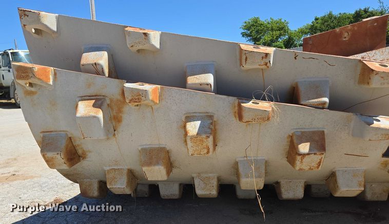 image for item EN2048 Padfoot shell kit